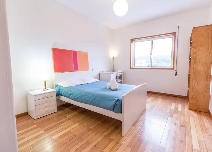 Quinta Da Armada, Em By House And People *