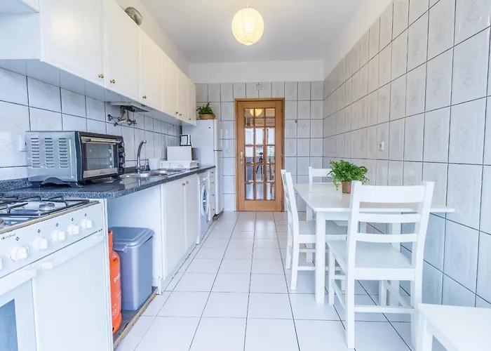 Quinta Da Armada, Em By House And People Lejlighed Braga